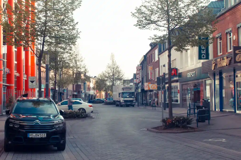 Mai 2021 Hochstr Heinsberg City Glashaus KSK